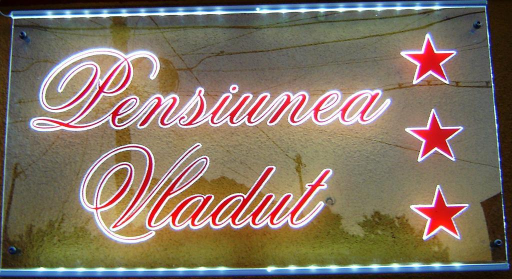 Pensiunea Vladut Timişoara Extérieur photo