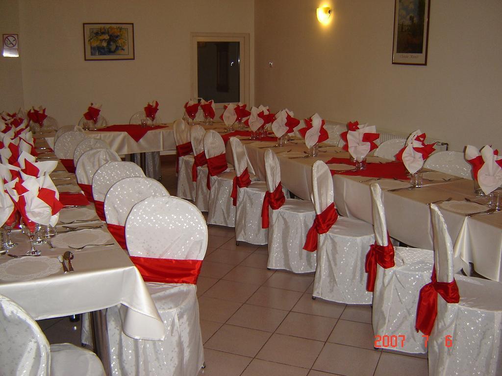 Pensiunea Vladut Timişoara Extérieur photo